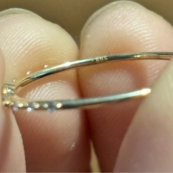 14K RING - Picture 3 of 3